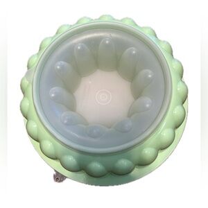 VTG Tupperware Mold Serving Tray/Storage Container.